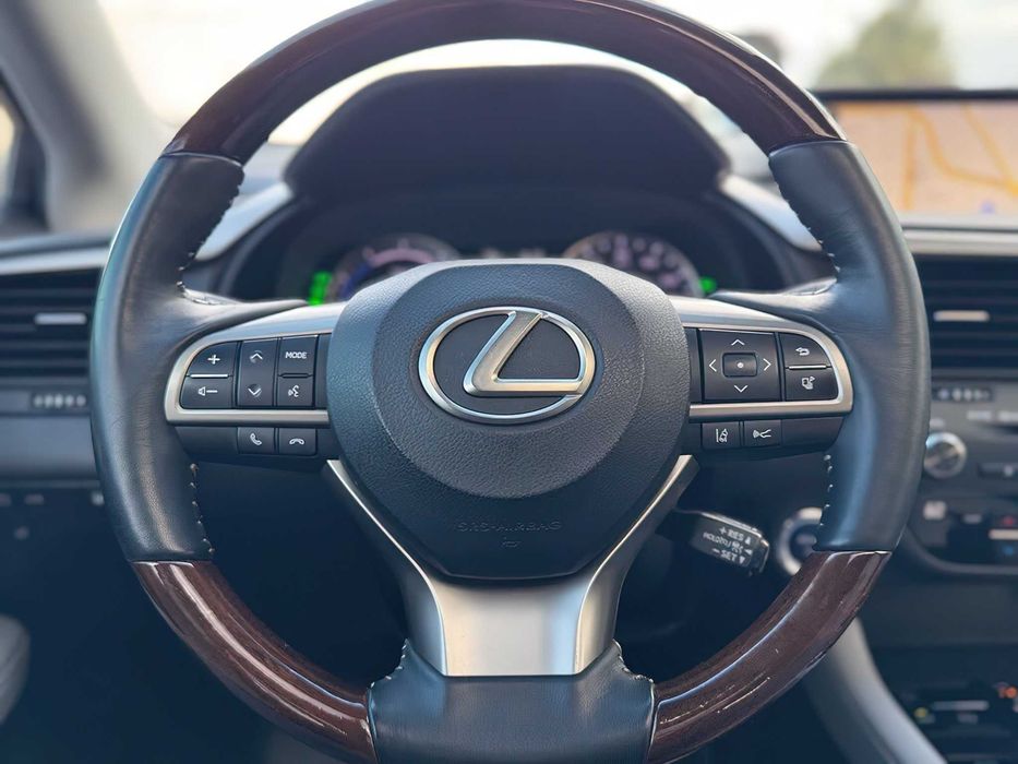 Lexus RX 450h      2019