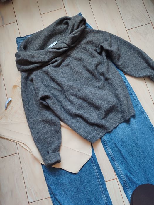 Светр з відкритими плечима,р.м від zara р.м