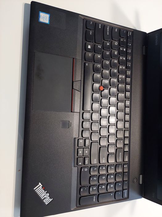 lenovo thinkpad t570 i5-7300u/8 gb/256 gb ssd