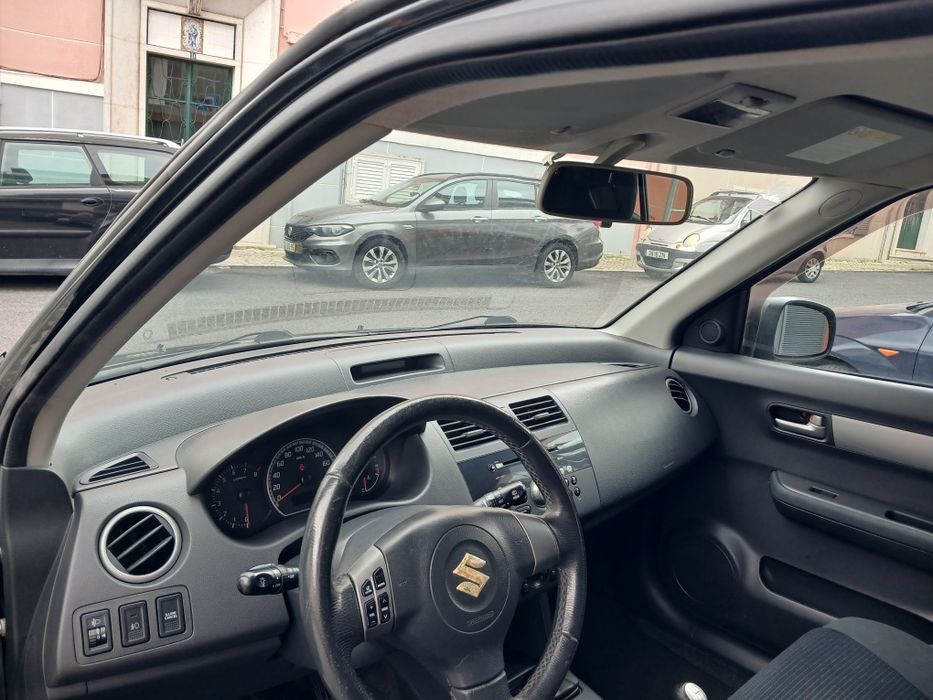 Suzuki swift 139 mil km ano 2007