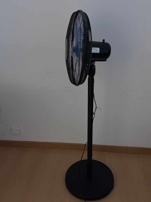 Ventoinha de pé Sogo