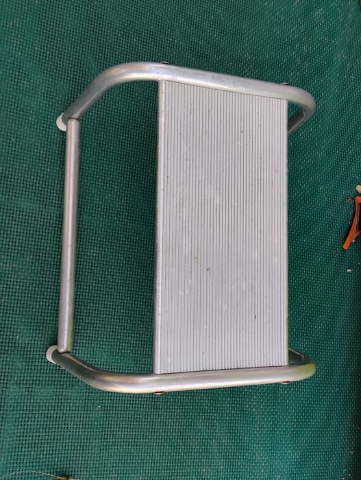 Degrau em alumínio para caravana