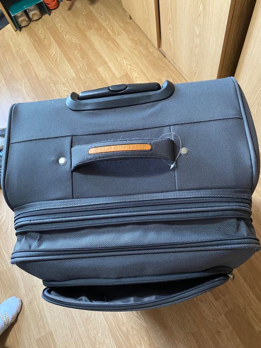 Великий дорожній чемодан