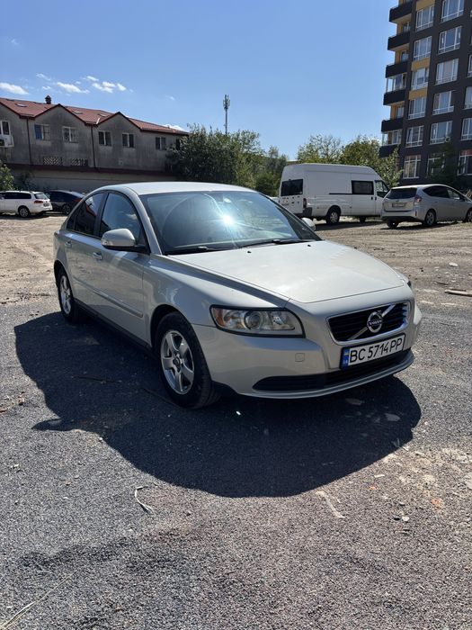 Volvo S40 2010 VIN YV1MS76F2B2533012 фото оголошення 3 з 8