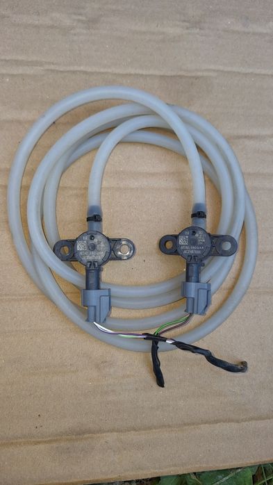 Безпека пішохода, датчики безпеки Ягуар, Jaguar, датчики удару