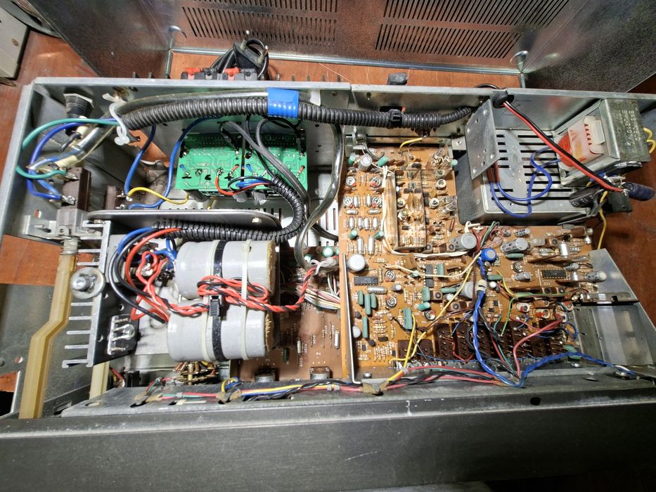 Amplituner Unitra AT9100
