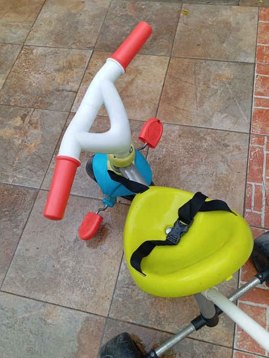 Triciclo marca smoby