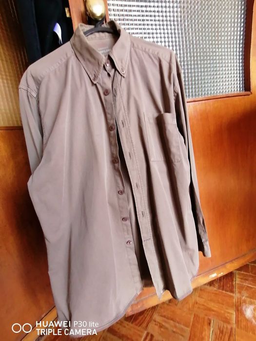 Camisa de muito boa marca e qualidade L