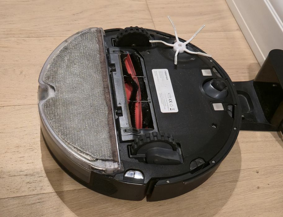 Робот-пилосос з вологим прибиранням RoboRock S6 MAXV