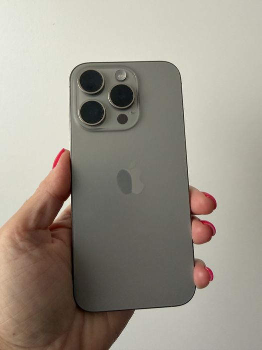 Zadbany Iphone 15 pro 1TB