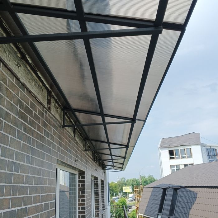 Виготовлення та зварювання: перила сходи навіси забори козирьок ворота