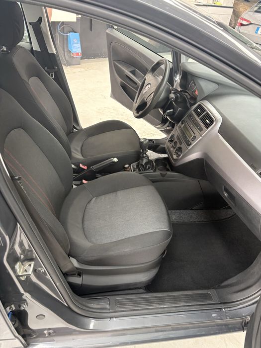 Fiat Punto 1.2 Gasolina 2011 | 127 mil km | Excelente Estado | €6.500