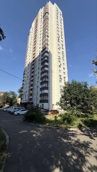 Продаж 1-к квартири Макаренка