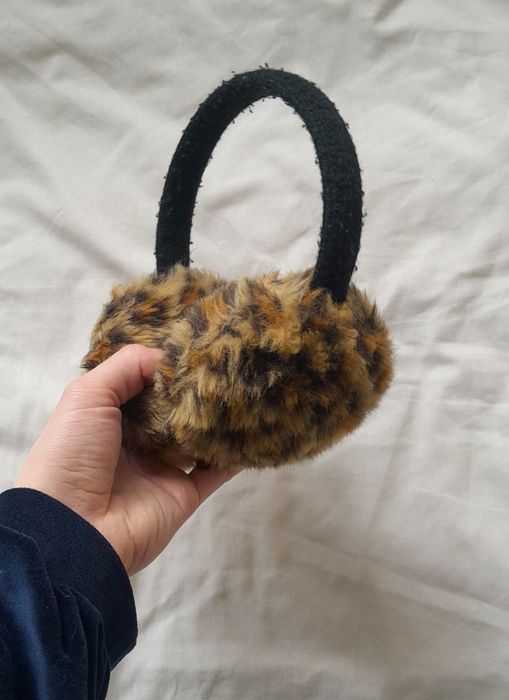 Nauszniki na zimę w panterkę