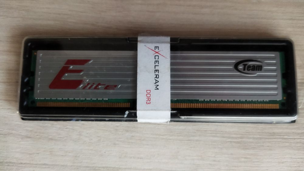 Пам'ять DDR3 2Gb