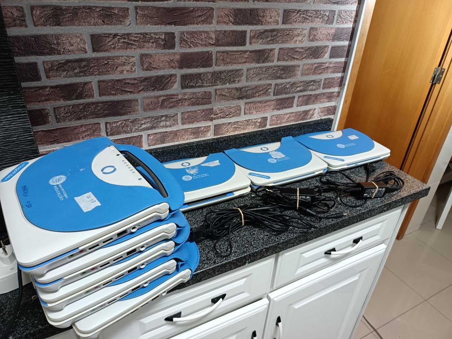 Para venda portáteis Magalhães versão 2 o preço e por unidade