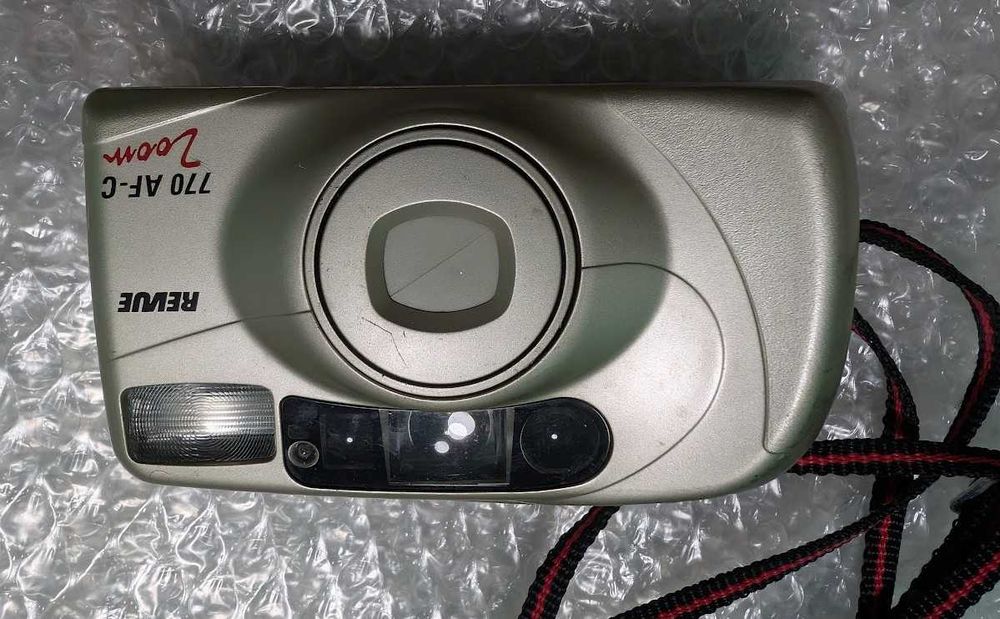 Аналоговая камера Revue 770AF Zoom Пленочный фотоаппарат 35 мм