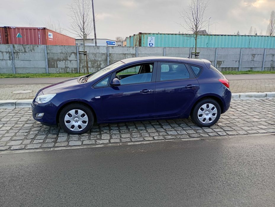 Opel Astra 1.7 CDTI z Niemiec