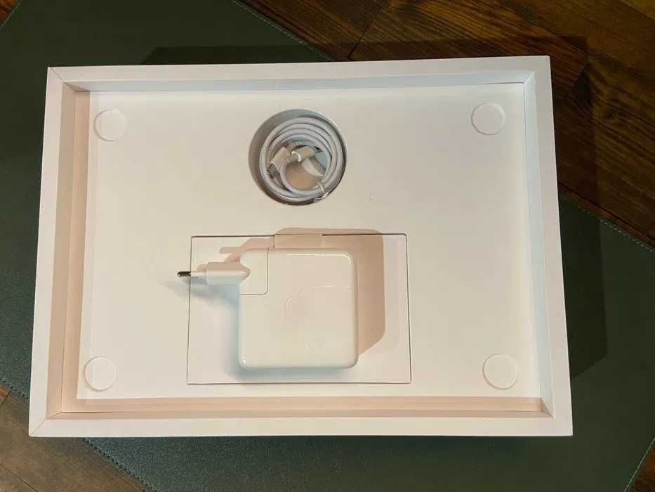 Macbook Pro 13 Como NOVO - Fatura