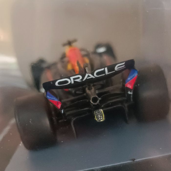 Oracle Red Bull RB 20 1/43