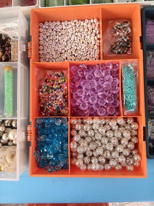 conjunto de pedras para trabalhos decorativos