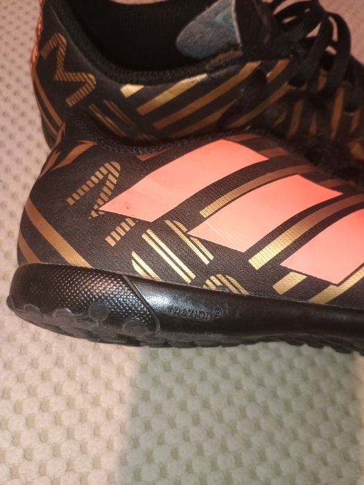 Piłkarskie chłopięce rozmiar 33