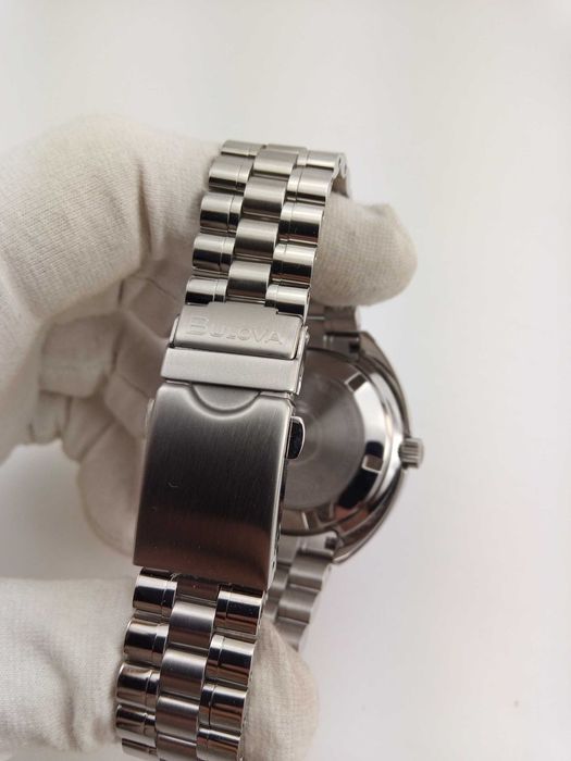 Мужские часы Bulova Oceanographer 98B320 гнутый сапфир, механика, 200м