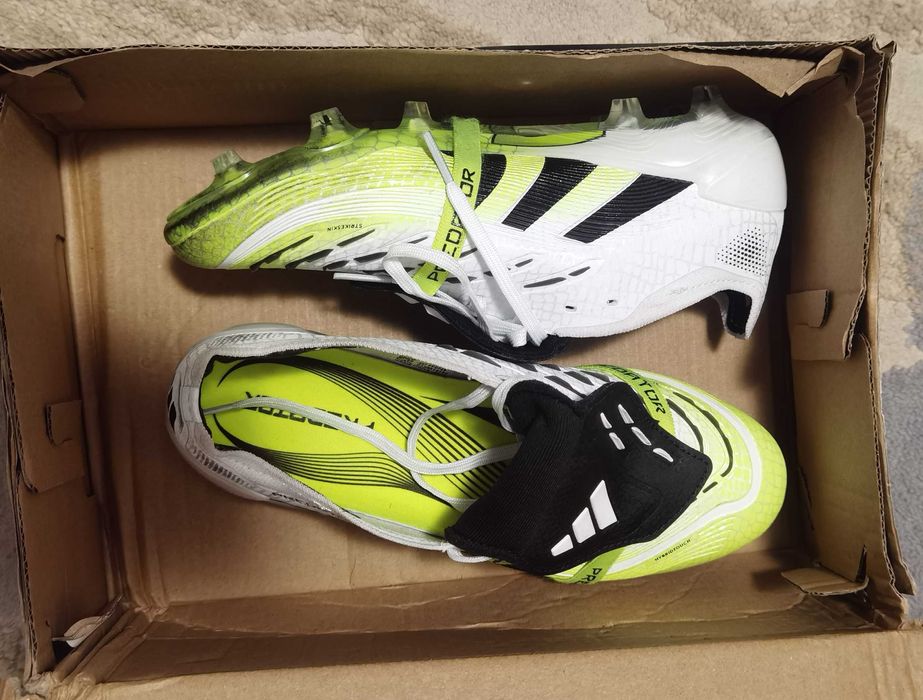 Chuteira Adidas predador