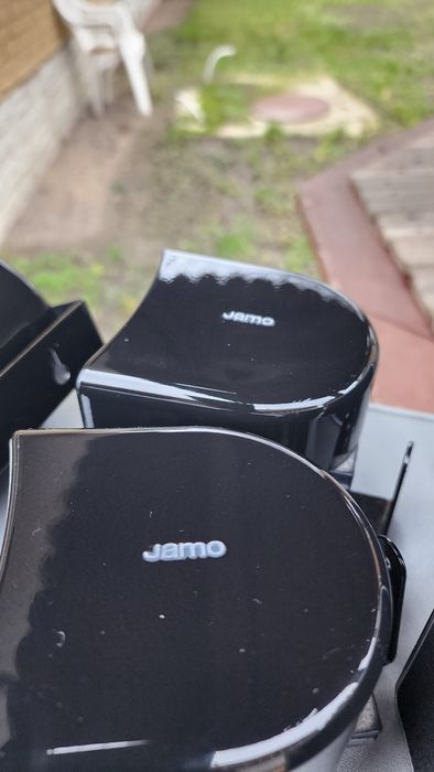 Subwoofer и колонки Jamo