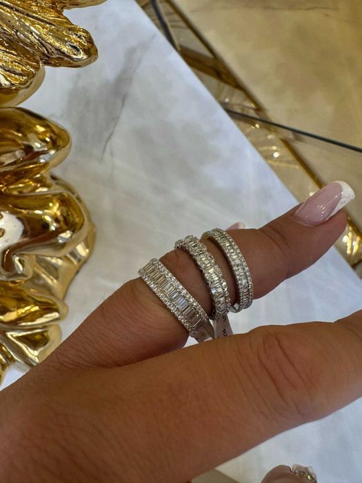 Obrączka z diamentami Infinity 1.05 CT bagiety