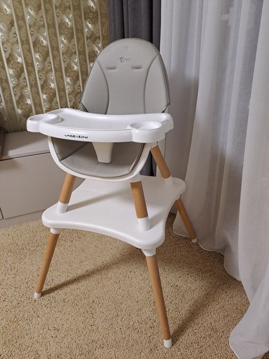Стільчик для годування 2 в 1 Caretero Tuva
