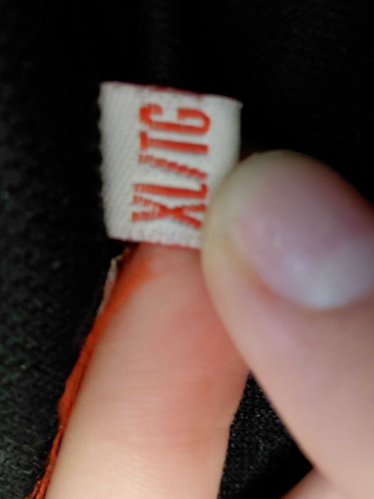 Плаття і футболка