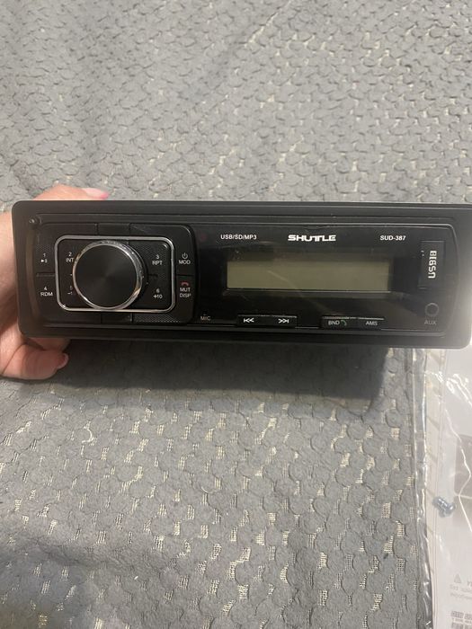 Нова автомагнітола shuttle sud-387
