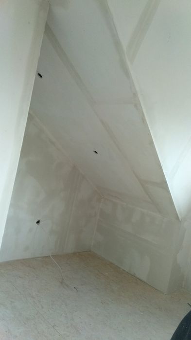 Продається будинок з мансардою 180м² .