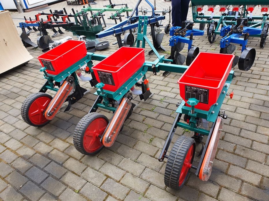 Сіялка 3 ряд. зернова до трактора