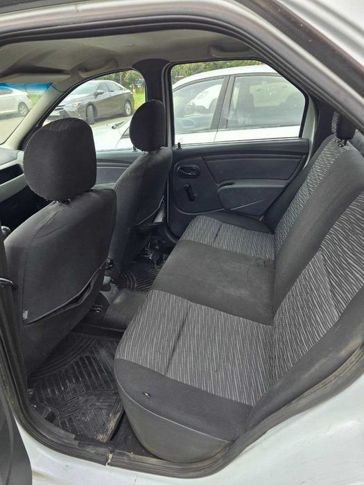Автомобіль загальний легковий седан Renault Logan, 2012 р.в.