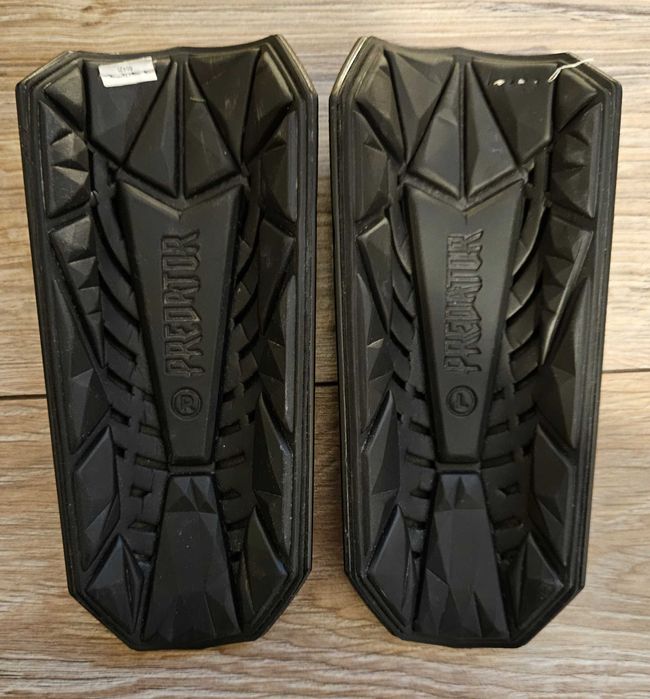 Ochraniacze na piszczele Adidas Predator League Shin Guards rozmiar M