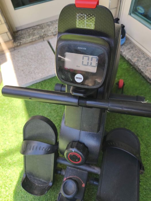 Rowing Machine467864526877501440