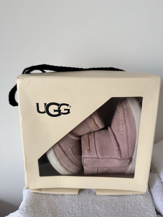 Botas UGG tamanho 18