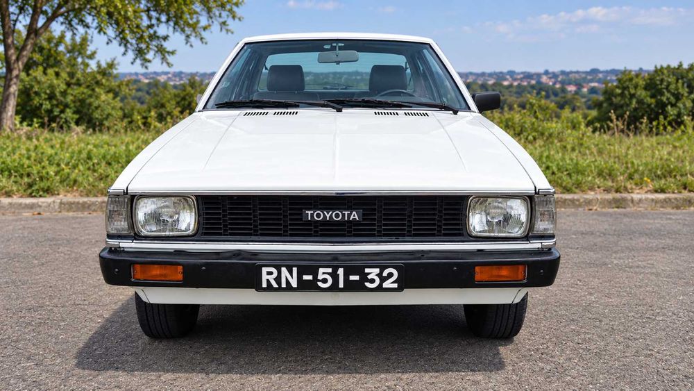 TOYOTA COROLA LIFTBACK DX COUPÉ 1.3 (KE70) Carro clássico 1981