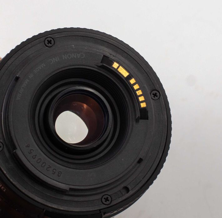 Lente 90-300mm Canon (135-460mm em sensor Aps-c)