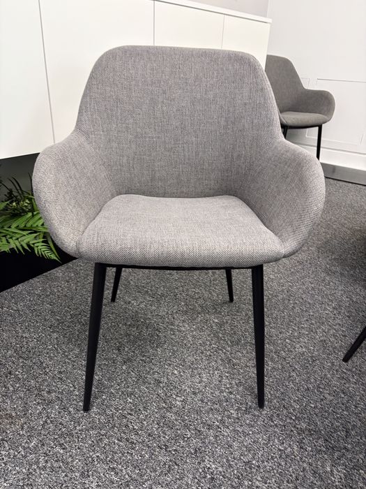 Mesa de Reuniao Executiva + 12 Cadeiras Premium