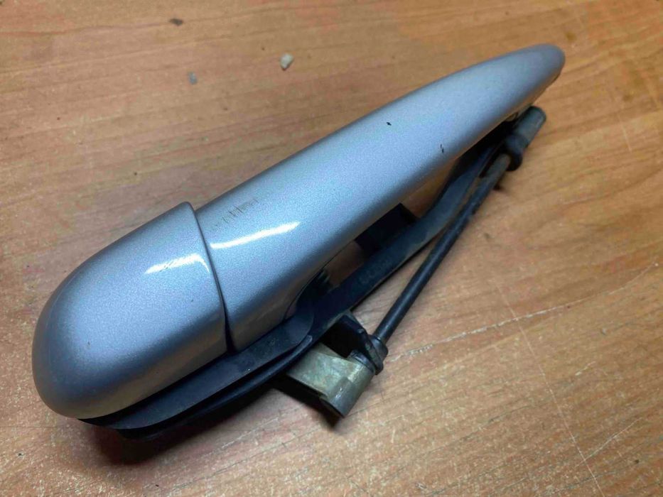 Передня права зовнішня ручка дверей БМВ Е46 кабріолет купе