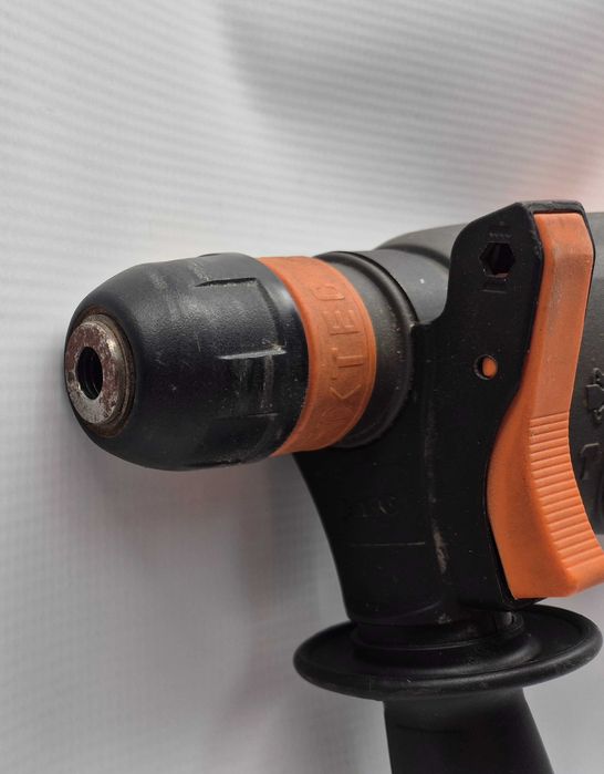 Młotowiertarka AEG KH 24 XE, 720W, Komis Jasło Czackiego