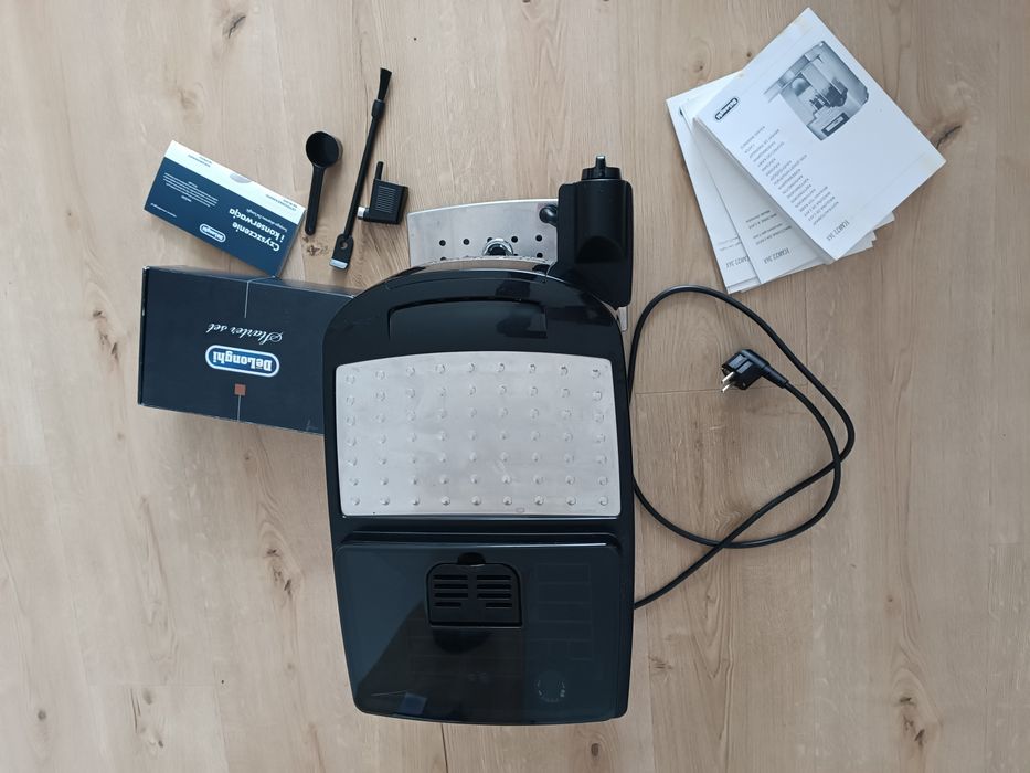 De'Longhi Magnifica S Cappuccino ECAM 22.360B