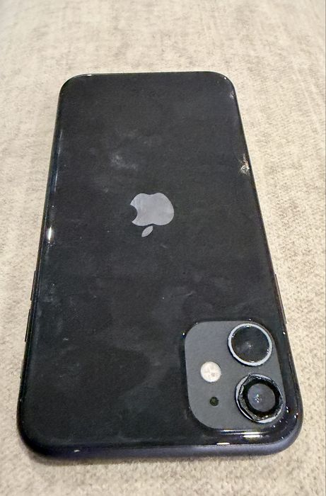 iPhone 11 64Gb bom estado