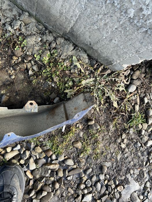 Праве перед Ford Mondeo Mk1 синє Форд мондео мк1 розборка