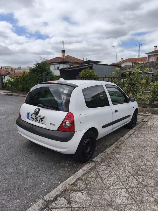 Renault Clio van