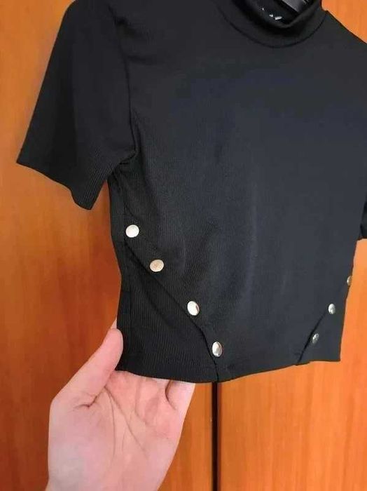 Top preto da Bershka