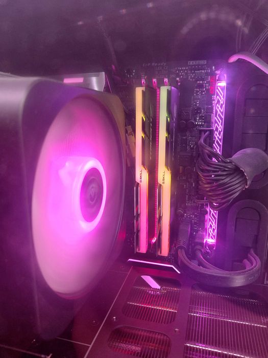 Оперативна пам'ять G.Skill DDR4-3000 16384MB